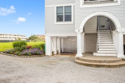 /international/us/580-dune-rd-unit-5-westhampton-ny-110106555569/