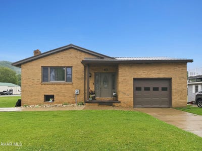 /international/us/1004-crawford-avenue-northern-cambria-pa-110108987141/
