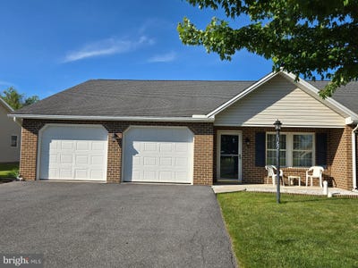 /international/us/107-central-way-shippensburg-pa-110108693357/