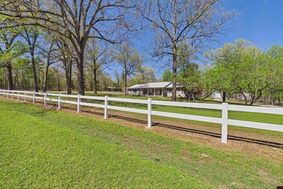 /international/us/112-thunderbird-lane-mountain-home-ar-110107153104/