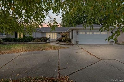 /international/us/38219-santa-anna-street-clinton-twp-mi-110107897932/