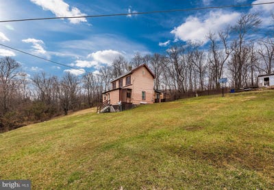 /international/us/1402-woodenbridge-ln-mount-airy-md-110101261688/