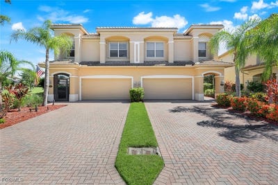 /international/us/20007-larino-loop-estero-fl-110101680351/