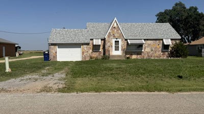 /international/us/19360-county-road-440-hopeton-ok-110108689359/
