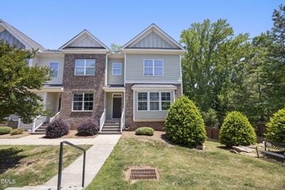 /international/us/908-laurel-gate-drive-wake-forest-nc-110108192044/