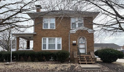/international/us/401-west-2nd-avenue-monmouth-il-110106346310/