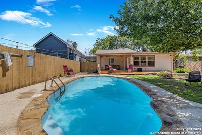 /international/us/1743-w-huisache-ave-san-antonio-tx-110091955139/