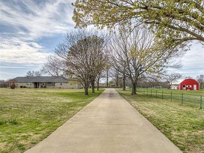 /international/us/23921-n-4028-drive-bartlesville-ok-110106565444/