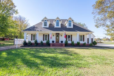 /international/us/635-patterson-rd-savannah-tn-110103271757/