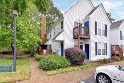 /international/us/526-ironwood-drive-yorktown-va-110108781840/
