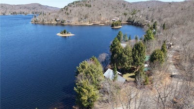 /international/us/2923-s-lake-road-forestport-ny-110107602746/