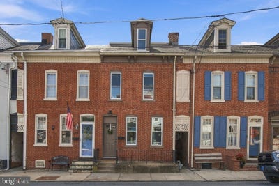 /international/us/122-n-8th-street-columbia-pa-110120482298/
