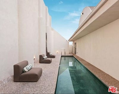 /international/us/8435-franklin-ave-west-hollywood-ca-110088788369/?lang=zh-cn