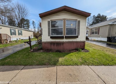 /international/us/48565-pineview-shelby-twp-mi-110107231653/