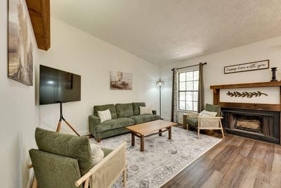 /international/us/395-ozark-mountain-resort-drive-kimberling-city-mo-110108978565/