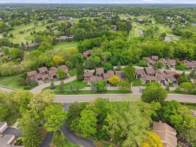 /international/us/4261-wabeek-lake-drive-s-bloomfield-hills-mi-110106733544/