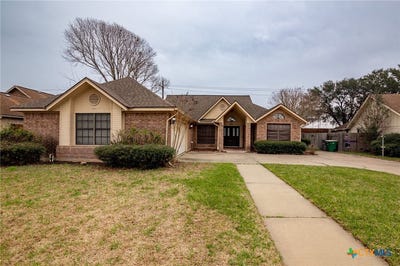 /international/us/231-brocton-street-victoria-tx-110097529919/
