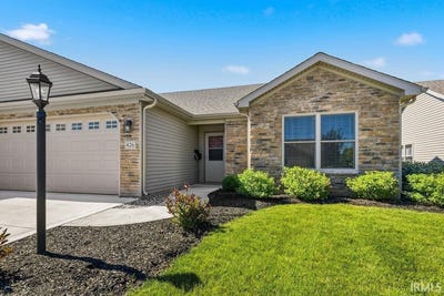 /international/us/426-crown-hill-drive-huntington-in-110108795202/