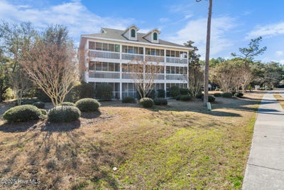 /international/us/3350-club-villas-drive-southport-nc-110108497211/