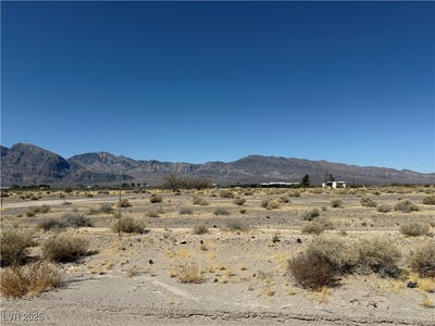 /international/us/1054-s-casada-way-amargosa-valley-nv-110099236430/