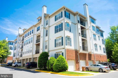 /international/us/4191-lochleven-trail-fairfax-va-110108169915/