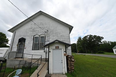 /international/us/501-mill-street-golden-city-mo-110108820015/