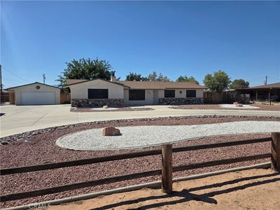 /international/us/13881-jicarilla-road-apple-valley-ca-110108503826/