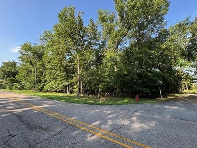 /international/us/002-06256-000-mallard-point-road-mountain-home-ar-110100968472/