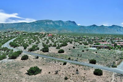/international/us/22-calle-del-sol-placitas-nm-110098784479/?lang=es