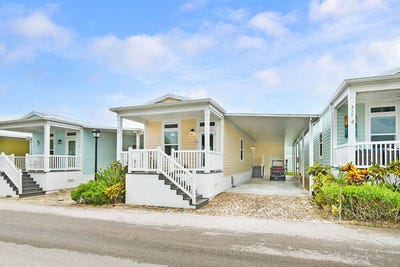 /international/us/215-ne-coastal-drive-ocean-breeze-fl-110093635559/?lang=en
