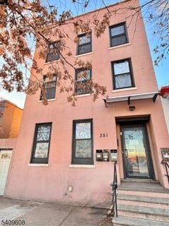 /international/us/351-mulberry-st-newark-city-nj-110108744027/