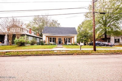 /international/us/241-crook-avenue-henderson-tn-110105291283/