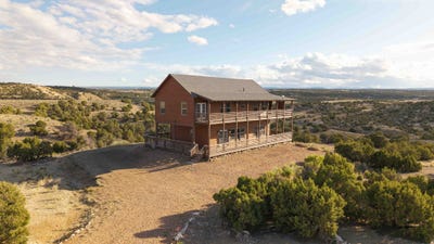 /international/us/19215-coyote-canyon-loop-duchesne-ut-110108472262/