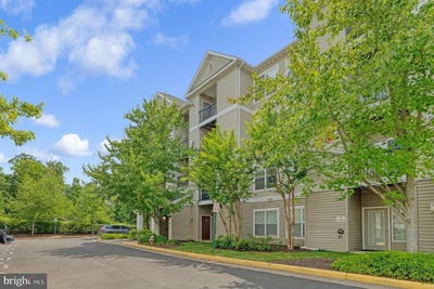 /international/us/5136-b-brittney-elyse-circle-centreville-va-110109119630/