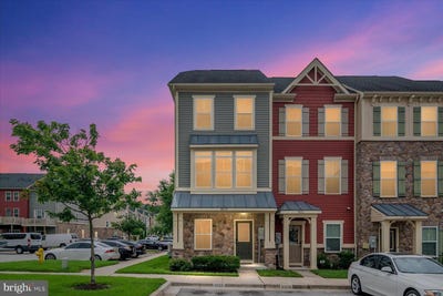 /international/us/8029-elton-street-glen-burnie-md-110100848796/
