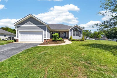 /international/us/424-crossfield-way-bowling-green-ky-110107874287/