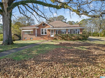 /international/us/1007-east-street-talladega-al-110108574018/