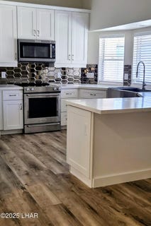 /international/us/3315-baysinger-dr-lake-havasu-city-az-110103437334/