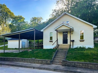 /international/us/879-s-washington-street-french-lick-in-110099165242/