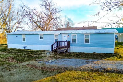 /international/us/207-w-chestnut-street-gosport-in-110105362724/