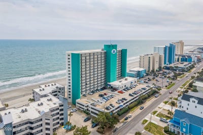 /international/us/1210-n-waccamaw-drive-murrells-inlet-sc-110106771553/
