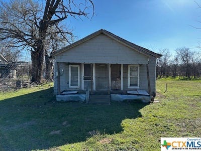 /international/us/1705-w-12th-street-cameron-tx-110089529129/