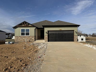 /international/us/510-columbine-street-rogersville-mo-110102898276/