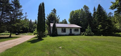 /international/us/10825-w-lakeshore-dr-brimley-bay-mills-mi-110119373953/