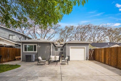/international/us/220-lindbergh-st-san-mateo-ca-110098166876/
