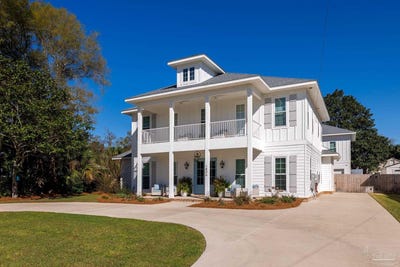 /international/us/1806-e-hernandez-st-pensacola-fl-110106474765/