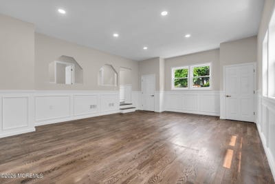 /international/us/750-lorraine-drive-keyport-nj-110109793557/