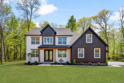 /international/us/45-maple-hill-drive-millbrook-ny-110103504444/