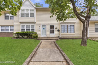 /international/us/129-tudor-court-lakewood-nj-110100426522/