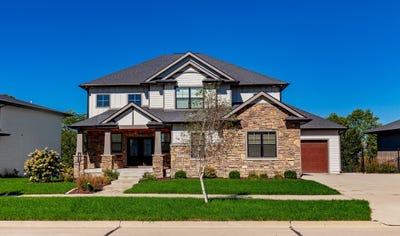 /international/us/17511-berkshire-parkway-clive-ia-110120408575/